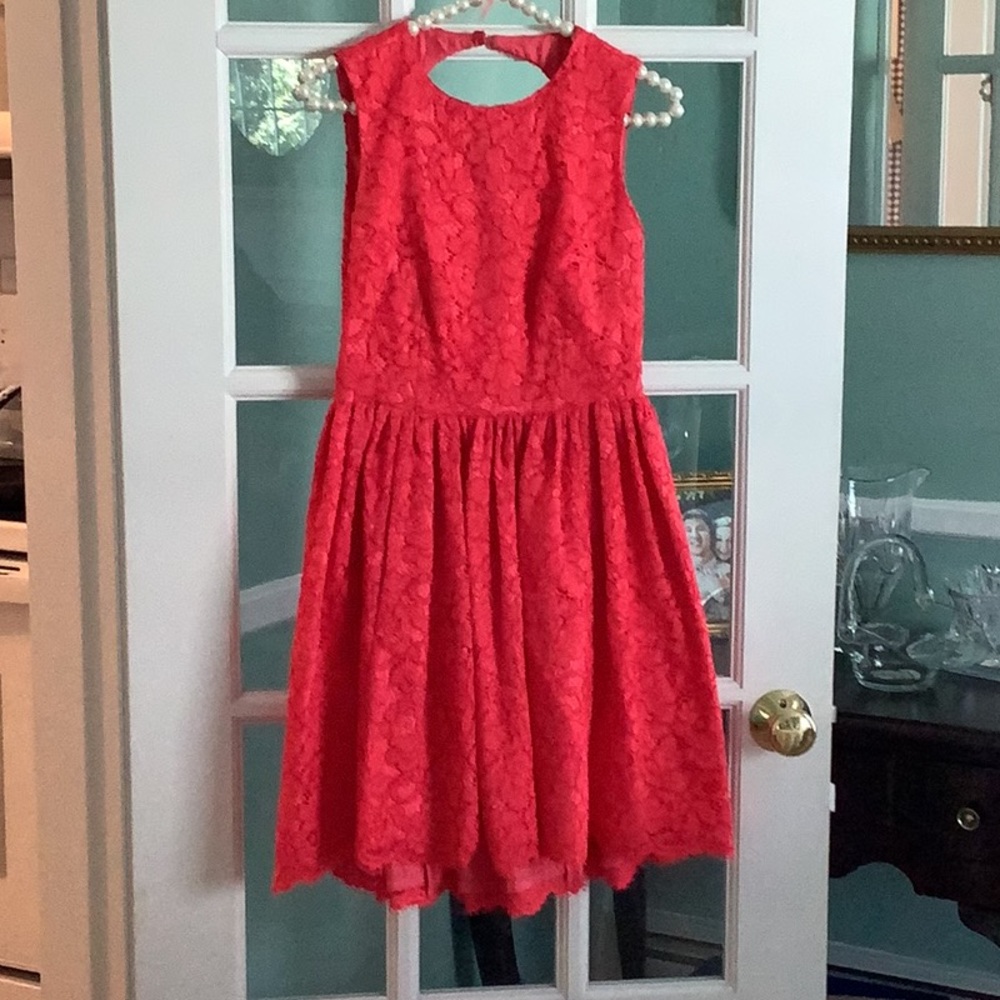 Beautiful Kate Spade lace dress… Excellent condition… Size 2…